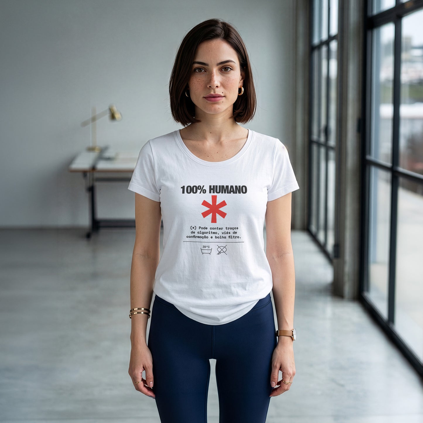 Camiseta Branca Feminina - Decomposition Label