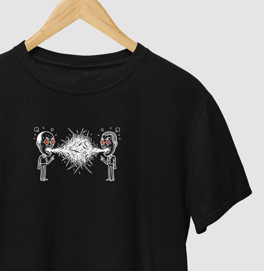 Camiseta Preta Unissex - Eloquência Muda