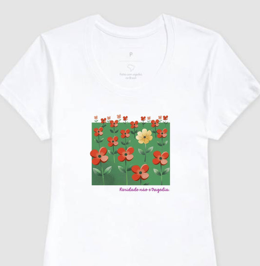 Camiseta Baby Look Branca - Padrão Sincopático | Exallaxe